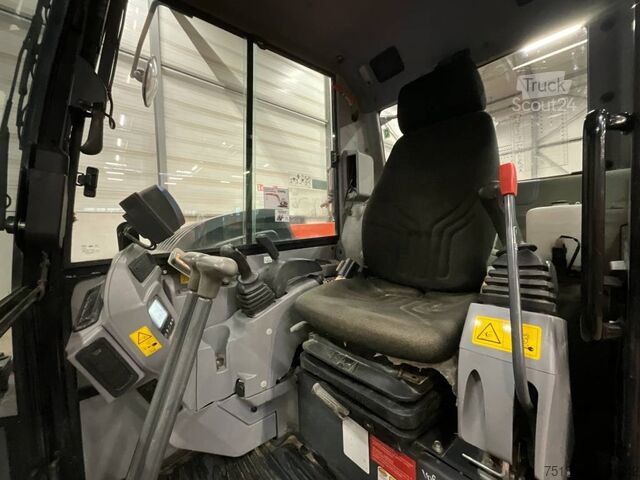 Escavatore midi Kubota KX 080-4 A 2