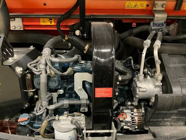 Escavatore midi Kubota KX 080-4 A 2