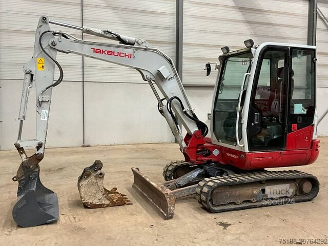 Mini bageri Takeuchi TB 240