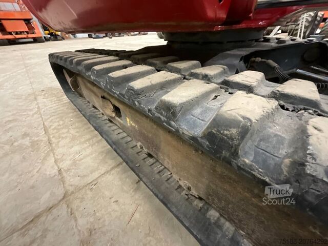 Mini bageri Takeuchi TB 240