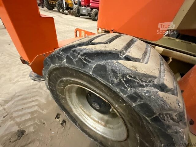 Šķēres lifts JLG 3394 RT