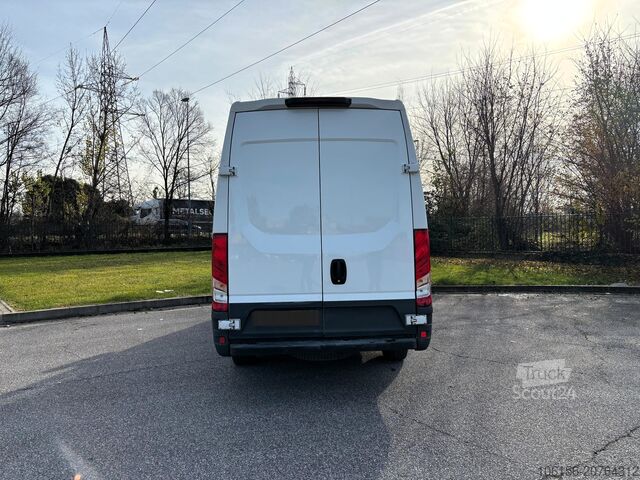 Ledusskapja furgons Iveco Daily 35