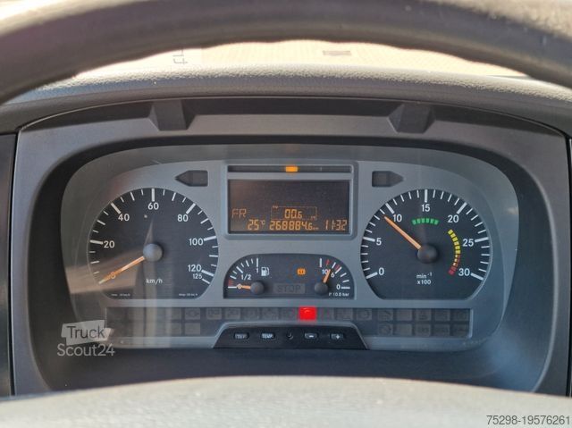 Φορτηγό εναλλασσόμενου αμαξώματος MERCEDES-BENZ KAMAG WBH 25 / Umsetzer / Wiesel / Rangierer