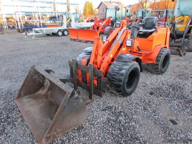 Колісний навантажувач SCHAEFFER 2436 Radlader / 21.500 EUR