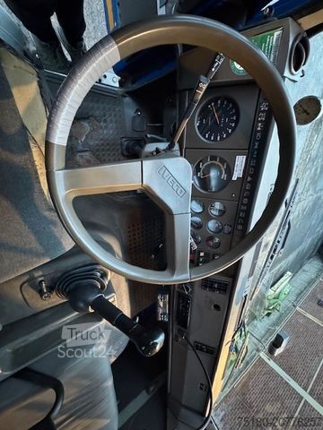 شاحنة قلابة IVECO Magirus 170-34Turbo V8 Dreiseitenkipper Allrad