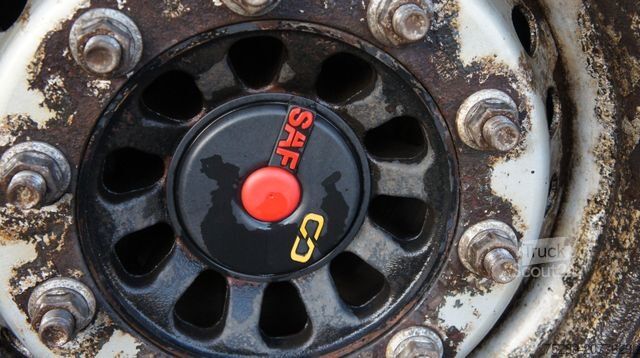 Semirreboque com piso móvel KNAPEN K100 Schubboden Walkingfloor Brandschaden