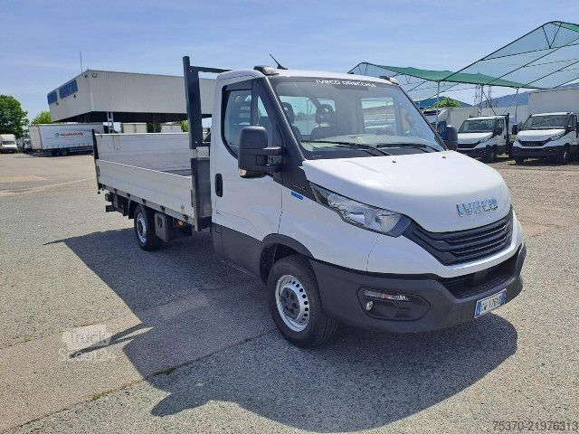 Lastebil med plan IVECO DAILY 35S14H