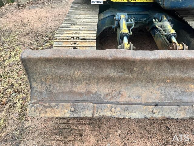 Pelle sur chenilles Kobelco SK60 crawler excavator with bucket