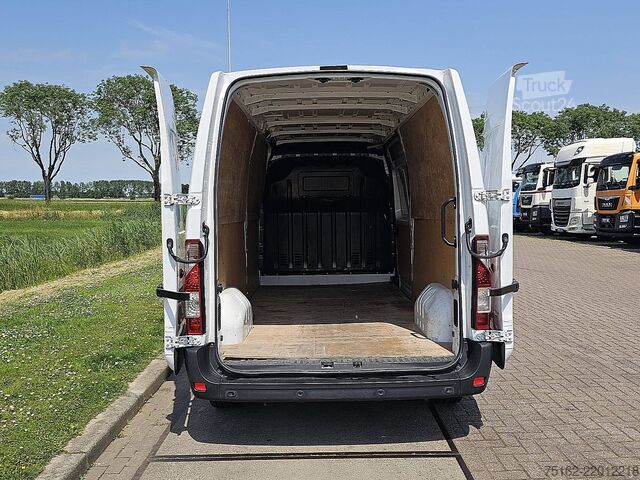 Station wagon con tetto alto RENAULT MASTER 2.3 DCI 135 L3H2