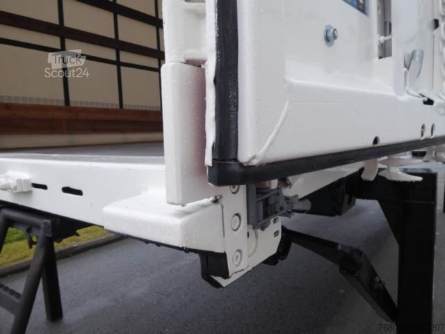 Swap body trailer KRONE Heck mit Portaltüren