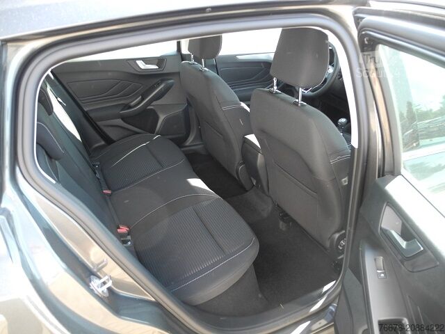 Minibus FORD Focus Turnier 1.0 Hybrid TITANIUM- Winter-P, Alu