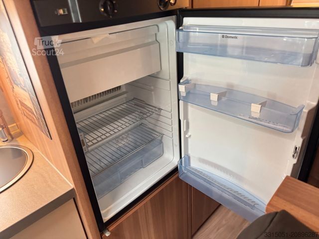 Capucine WEINSBERG CaraHome 650 DG Solar+Marki+TV+DieselStandheizu