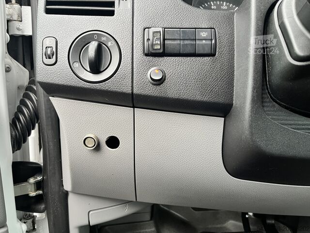 Læsseplatform Mercedes-Benz Sprinter 513 cdi 130pk DC Laadkraan Hiab 017T A...