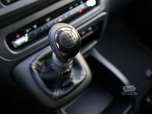 Fourgon tôlé Mercedes-Benz Vito 116 CDI Kasten Neues Modell AHK Standhz.