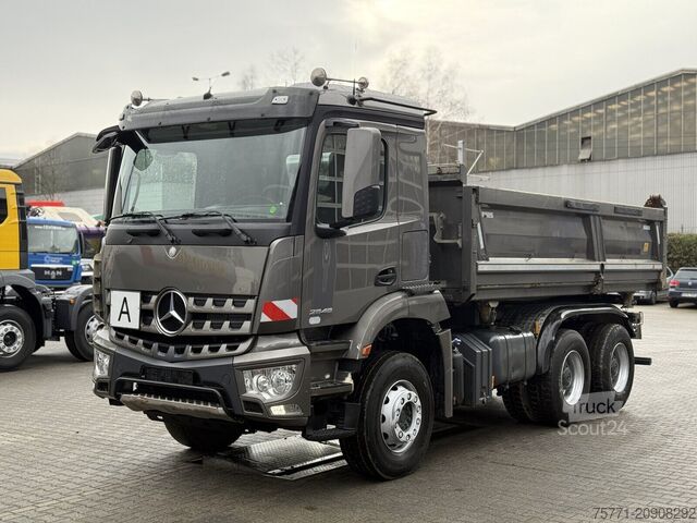 Basculantă Mercedes-Benz AROCS 2646 6x4 EURO6 WYWROTKA TRÓJSTRONNA Z BOR...