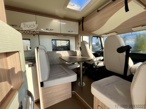 Integriertes Wohnmobil Bürstner Lyseo Time I 728 G Limited Luftfeder HA, Rollerbühne