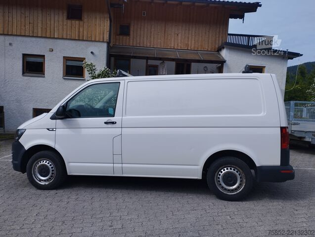 Bott műhelyes dobozos furgon VW T 6 2,0 TDI Werkzeugregale Werkstatt Bot