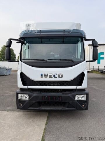 Skříňový nákladní automobil iVECO