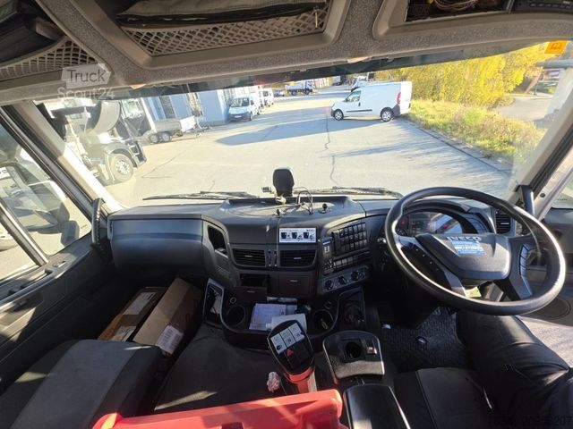 LKW-Fahrgestell IVECO AD260X40Y/PS HR ON*Rechtslenker*
