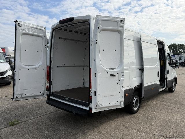 Korotettu pakettiauto IVECO 35S16 V MAXI / PDC / DAB