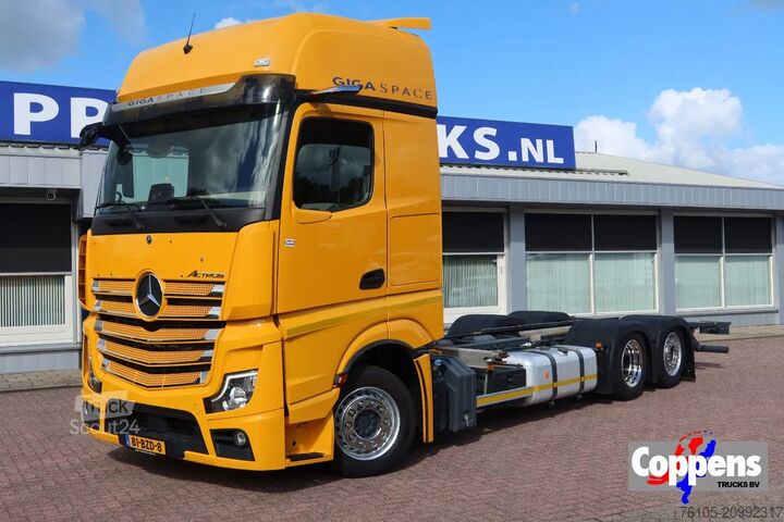 Châssis avec cabine Mercedes-Benz Actros 2642 LL Chassis Cabine Giga space