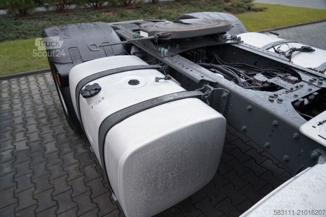 Standard nyergesvontató DAF XF 480 / SUPER SPACE CAB / 2021