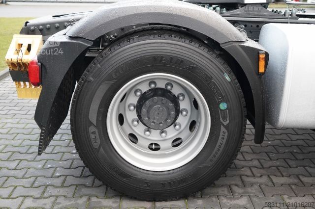 Standard nyergesvontató DAF XF 480 / SUPER SPACE CAB / 2021