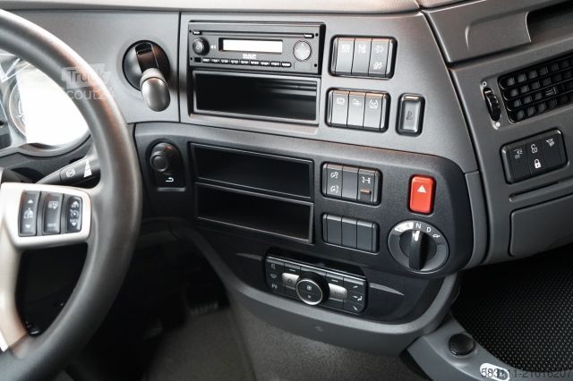 Standard nyergesvontató DAF XF 480 / SUPER SPACE CAB / 2021