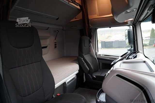 Standard nyergesvontató DAF XF 480 / SUPER SPACE CAB / 2021