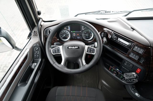 Standard nyergesvontató DAF XF 480 / SUPER SPACE CAB / I-PARK COOL /