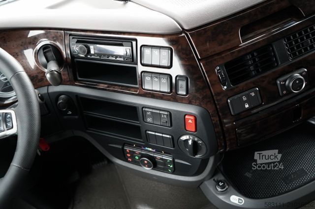 Standard nyergesvontató DAF XF 480 / SUPER SPACE CAB / I-PARK COOL /