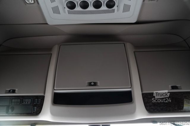 Standard nyergesvontató DAF XF 480 / SUPER SPACE CAB / I-PARK COOL /