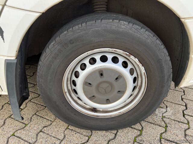 Bestelwagen Mercedes-Benz Sprinter 313 CDI 4x2 Sprinter 313 CDI 4x2, EEV, Krankenwagen