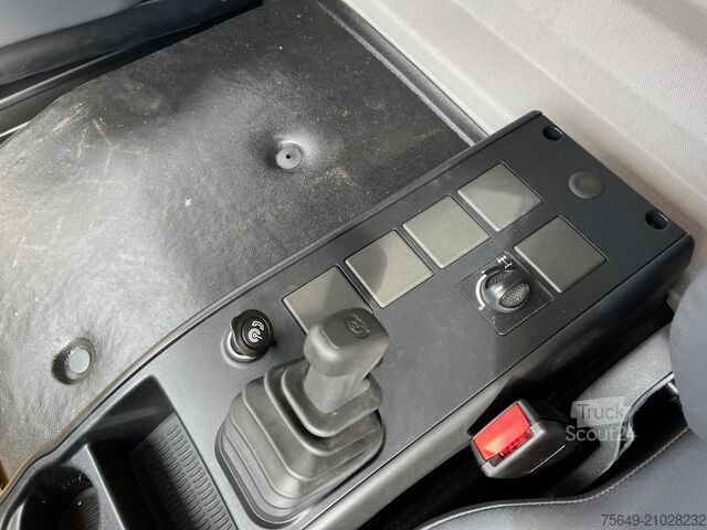 Châssis de camion Iveco-Magirus EuroCargo ML160E32 4x2 EuroCargo ML160E32 4x2, 5x Vorhanden!