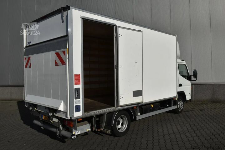 Valise FUSO Canter BAKWAGEN 3C15 MET 750KG LAADKLEP