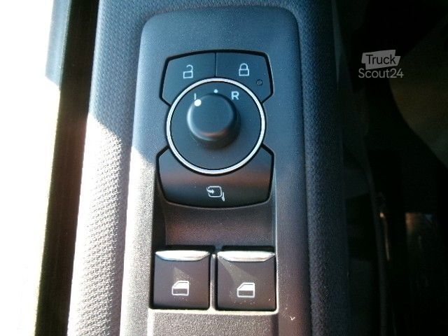 Minibus FORD Tourneo Custom Active 340L2 PHEV 360Kam Exclusiv