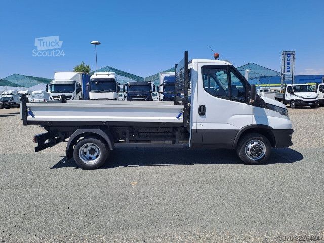 Fourgon personnalisé IVECO DAILY 35C14 - 3450