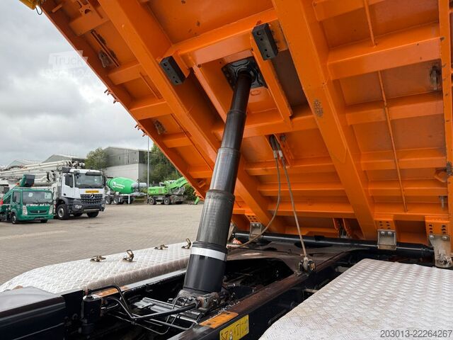 Kipper LKW MAN 26.510 Meiller 3 Achs-Kipper