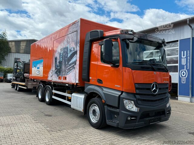LKW mit Kofferaufbau MERCEDES-BENZ Actros 2651 6x4 Koffer mit Bohranalge Zubehör