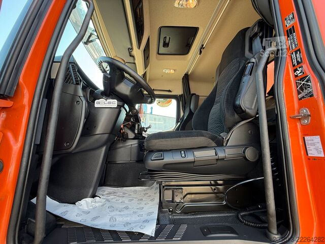 LKW mit Kofferaufbau MERCEDES-BENZ Actros 2651 6x4 Koffer mit Bohranalge Zubehör