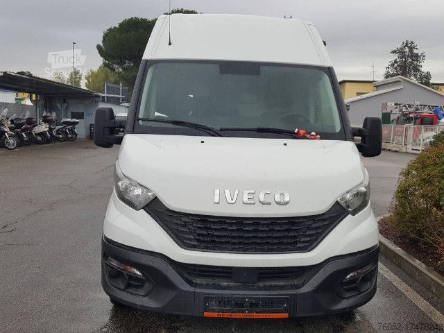 Panelinis furgonas IVECO 35S16