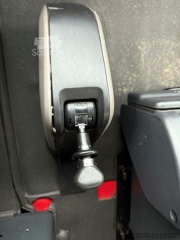 Trattore stradale standard MAN TGX 18.460 LEDER SITZE KIPPHYDRAULIK INTARDER 6