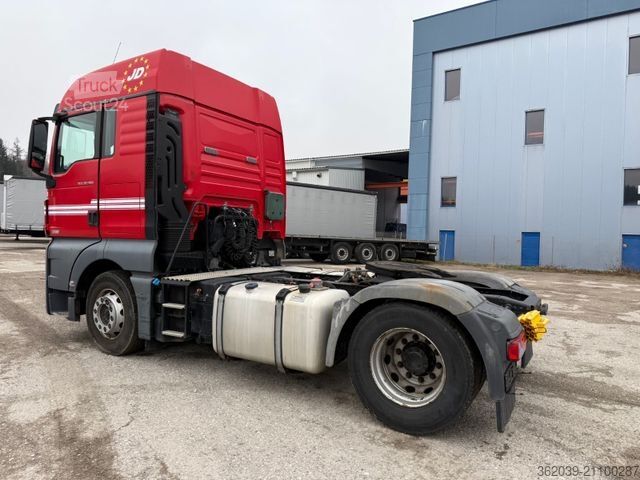 Trattore stradale standard MAN TGX 18.460 LEDER SITZE KIPPHYDRAULIK INTARDER 6