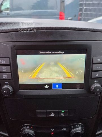 Fourgon tôlé MERCEDES-BENZ Vito Kasten 110  Kamera Tempom. Klima Tüv neu E6
