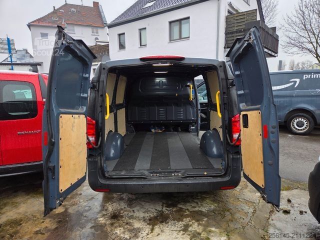 Fourgon tôlé MERCEDES-BENZ Vito Kasten 110  Kamera Tempom. Klima Tüv neu E6