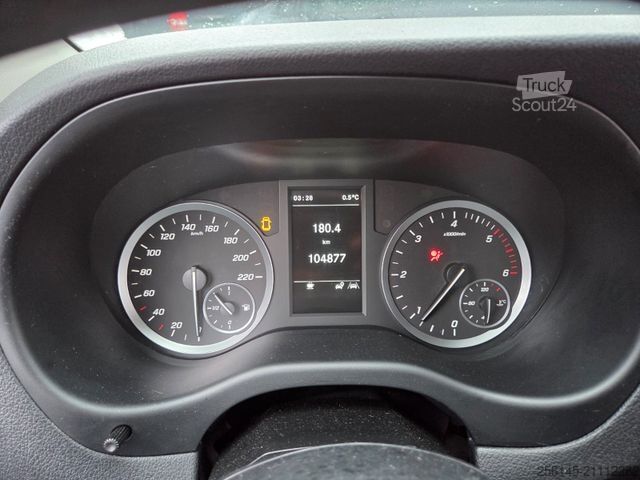 Fourgon tôlé MERCEDES-BENZ Vito Kasten 114  Kamera Tempomp. Klima Tüv  E6
