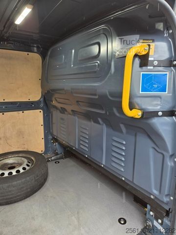 Fourgon tôlé MERCEDES-BENZ Vito Kasten 114  Kamera Tempomp. Klima Tüv  E6