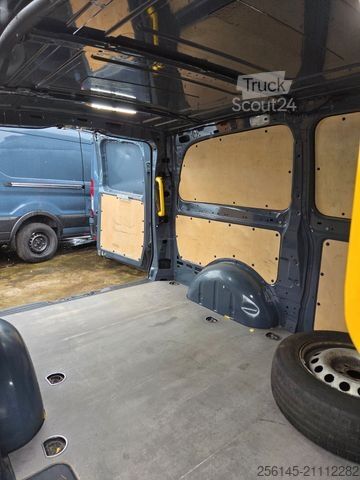 Fourgon tôlé MERCEDES-BENZ Vito Kasten 114  Kamera Tempomp. Klima Tüv  E6