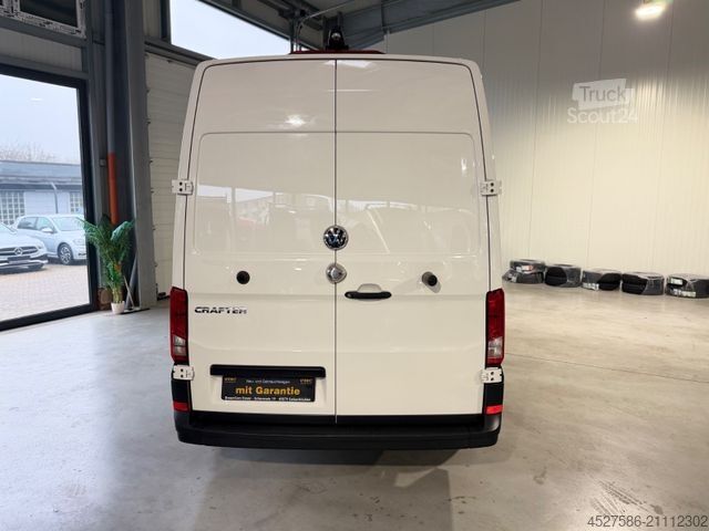 Højt tag varevogn VOLKSWAGEN Crafter Kasten 35 L2/H2 FWD *KLIMA*R.CAM*1.HAND