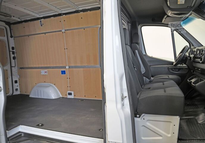 Dodávka s vysokou střechou MERCEDES-BENZ Sprinter 317 CDI MR L2H2 Automatik Klima LED#261